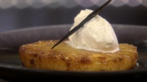 ppee-ananas-roti-et-chantilly-au-mascarpone-10881379batvy_2084